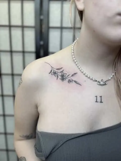 Black and grey fine line tattoo by Tallulah Coates at Avinit Tattoo, Orpington (portfolio piece 12)