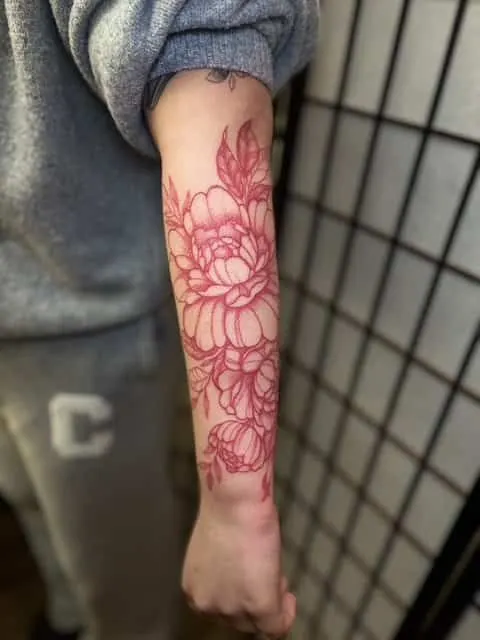 Black and grey fine line tattoo by Tallulah Coates at Avinit Tattoo, Orpington (portfolio piece 18)