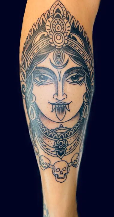 Custom tattoo by Warren Coates at Avinit Tattoo, Orpington (portfolio piece 9)