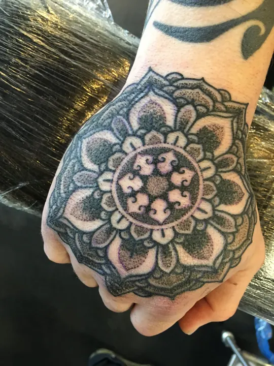 Custom tattoo by Warren Coates at Avinit Tattoo, Orpington (portfolio piece 16)