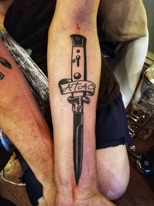 Custom tattoo by Warren Coates at Avinit Tattoo, Orpington (portfolio piece 18)