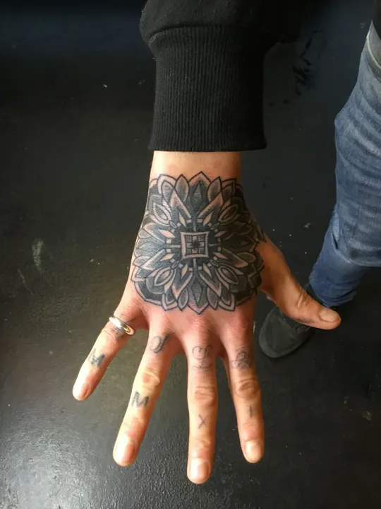 Custom tattoo by Warren Coates at Avinit Tattoo, Orpington (portfolio piece 33)