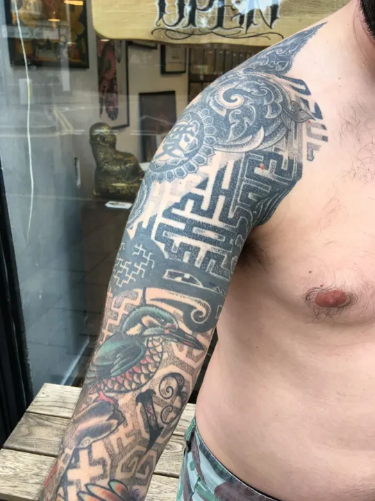 Custom tattoo by Warren Coates at Avinit Tattoo, Orpington (portfolio piece 61)
