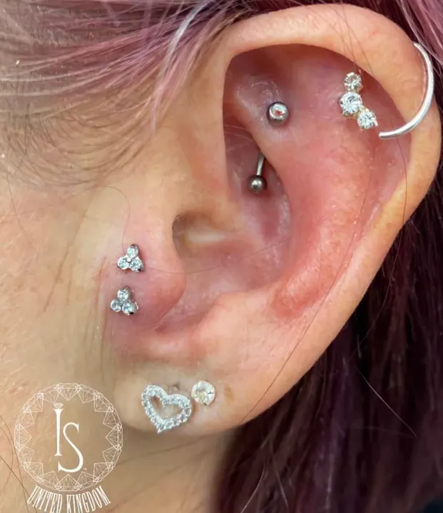Body piercing by Zanzi Coates at Avinit Tattoo, Orpington (gallery image 14)